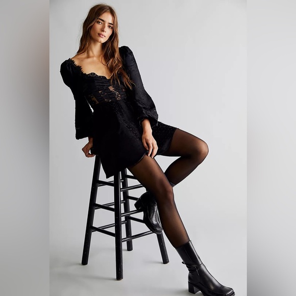 🍋 FOR LOVE & LEMONS Natalie Mini Dress in Black. MEDIUM. Good condition! - Picture 3 of 16